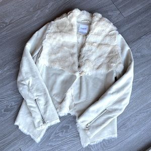 Bebe Woman’s Faux Fur Jacket Coat Size M